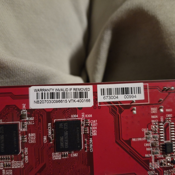 2000s VisionTek Radeon X1550 256MB PCIe #VT-X1550256PCIe 400166 Graphics Card - Picture 8 of 8